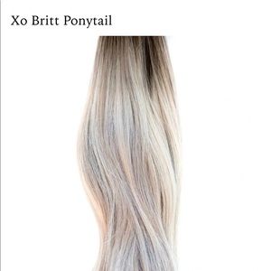 XO Britt Ponytail Comb